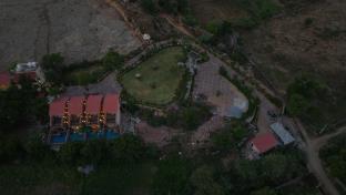 umber tree a nature side heaven resort