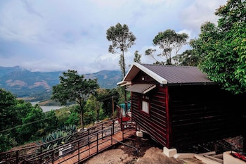 hilltop munnar by fracspace