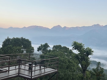 hilltop munnar by fracspace