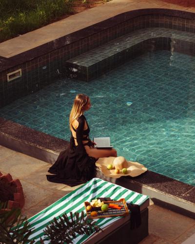 altr nativ morjim goa