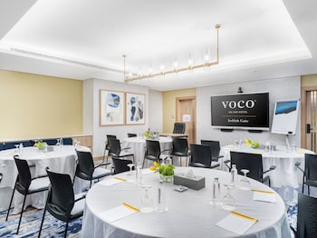 voco jeddah gate by ihg
