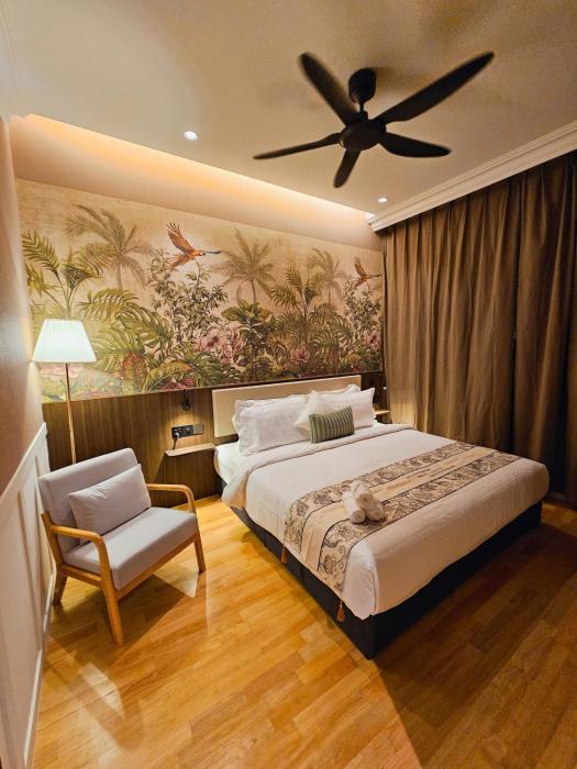 the palm suite lava mansion