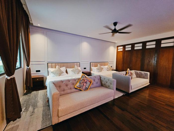 the palm suite lava mansion