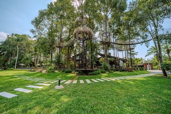 high tree resort co ltd