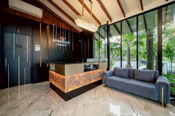 High Tree Resort Co.,Ltd.,,4 star