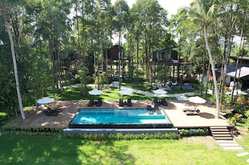 high tree resort co ltd