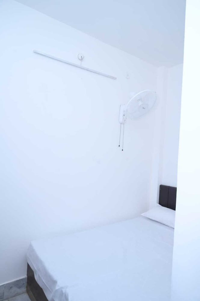 vip paying guest house