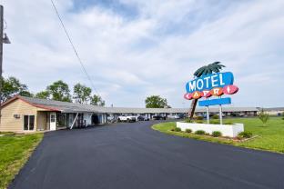capri motel by oyo elwood wathena