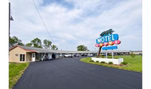 capri motel by oyo elwood wathena