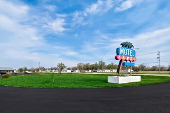 capri motel by oyo elwood wathena