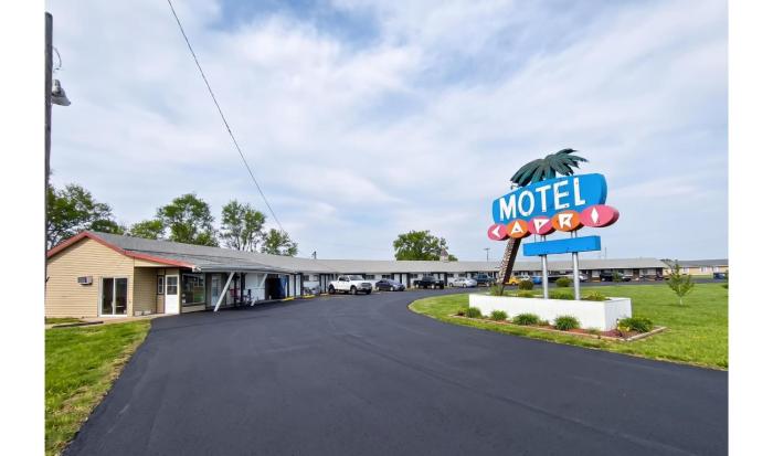 capri motel by oyo elwood wathena