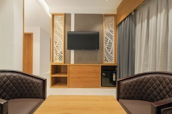 aurora hotels and resorts