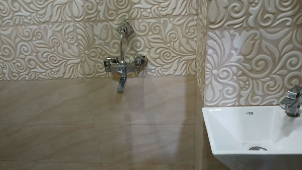 rudraksh home stay