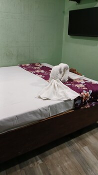 rudraksh home stay