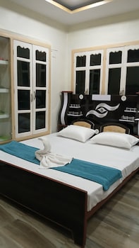 rudraksh home stay