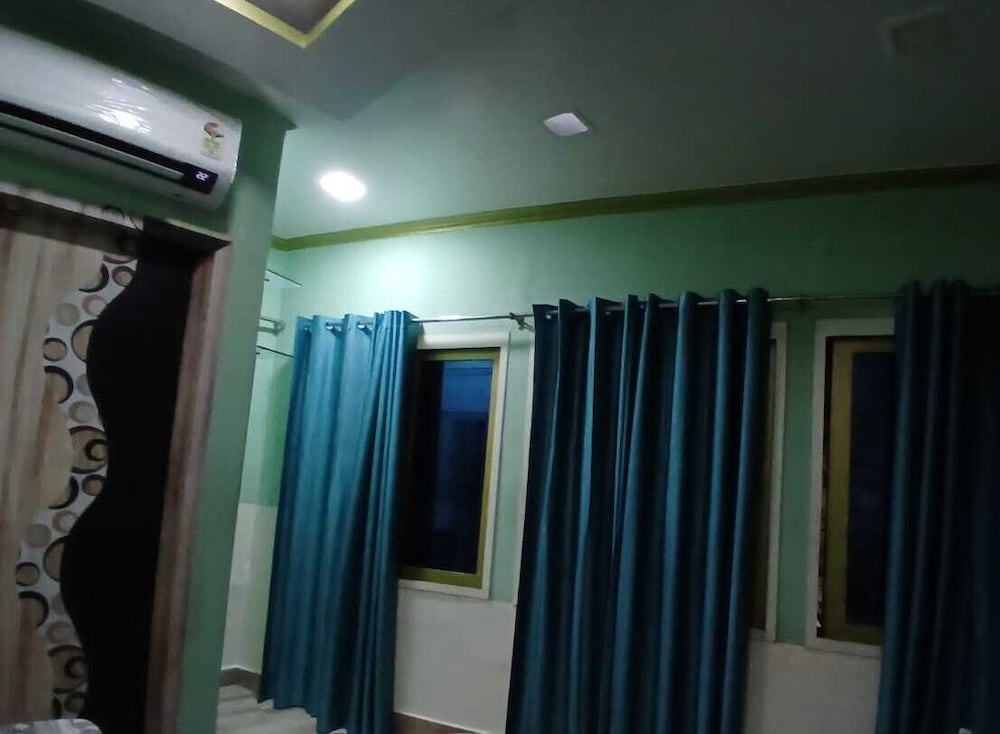 rudraksh home stay