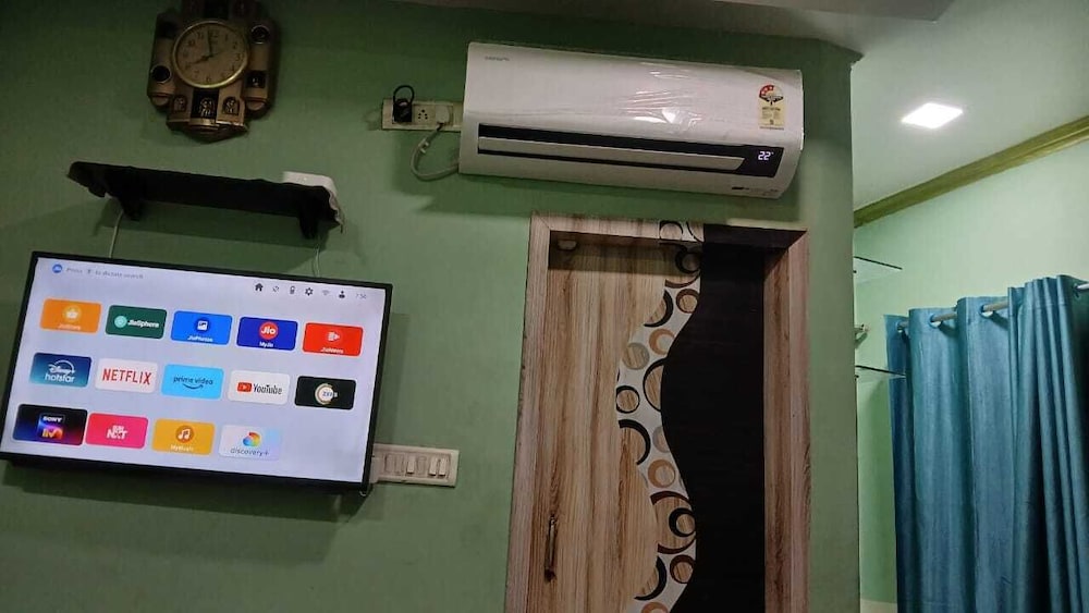 rudraksh home stay