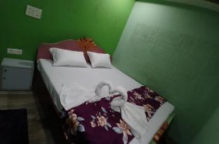 rudraksh home stay