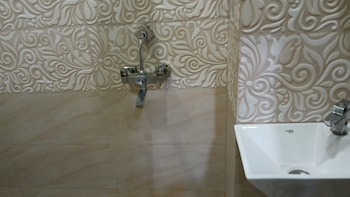 rudraksh home stay