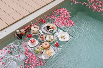 timber society boutique hideaway