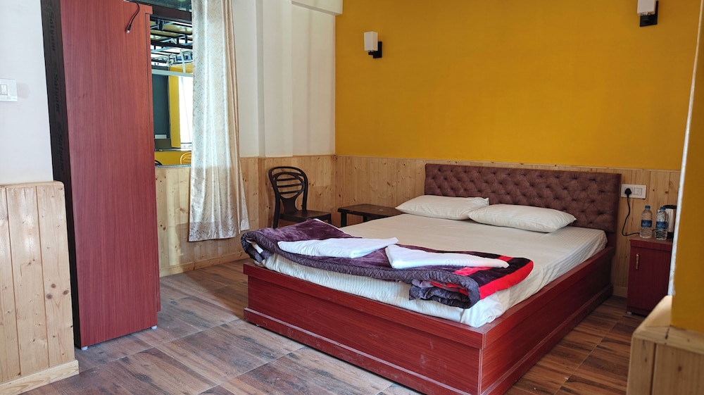 bayaroo stay lamahatta