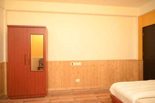 Bayaroo Stay Lamahatta,,3 star