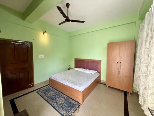 Madhuraj Villa,,3 star