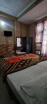 hotel ishaan international