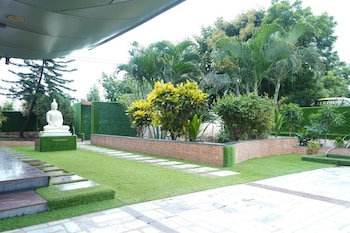 svr hotel sai samrat