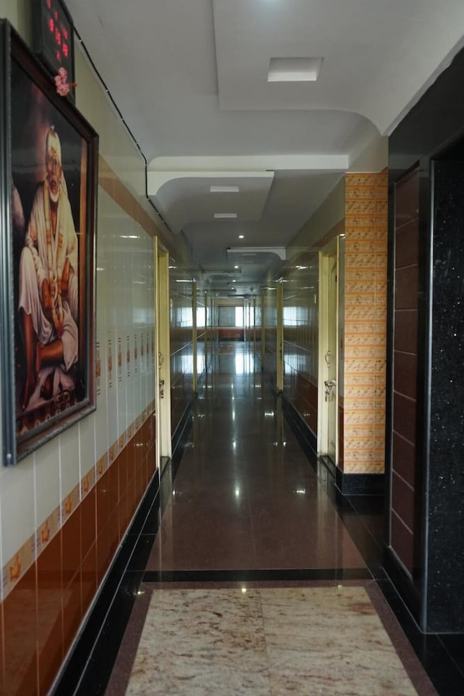 svr hotel sai samrat