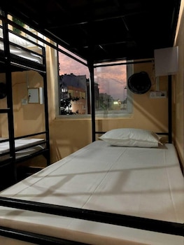 ghatside hostel and stay