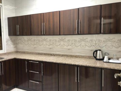 al zahra hotel apartments