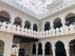 kesariya bagh resort pushkar