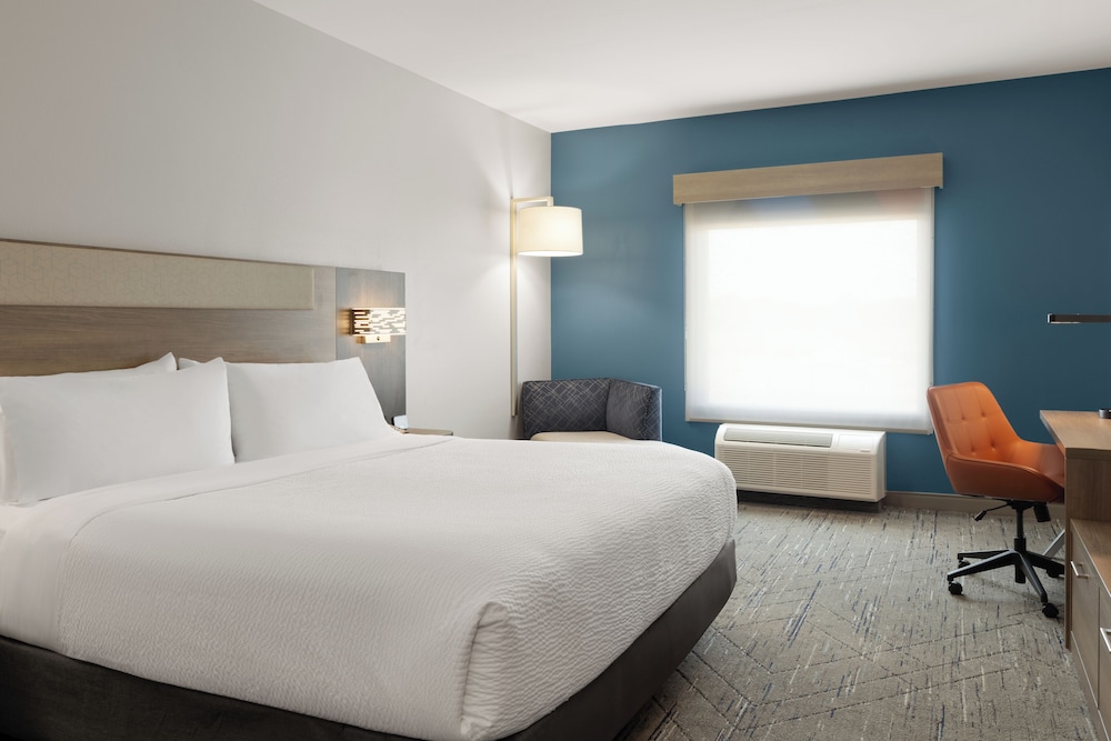 holiday inn express and suites meridian i 20 by ihg