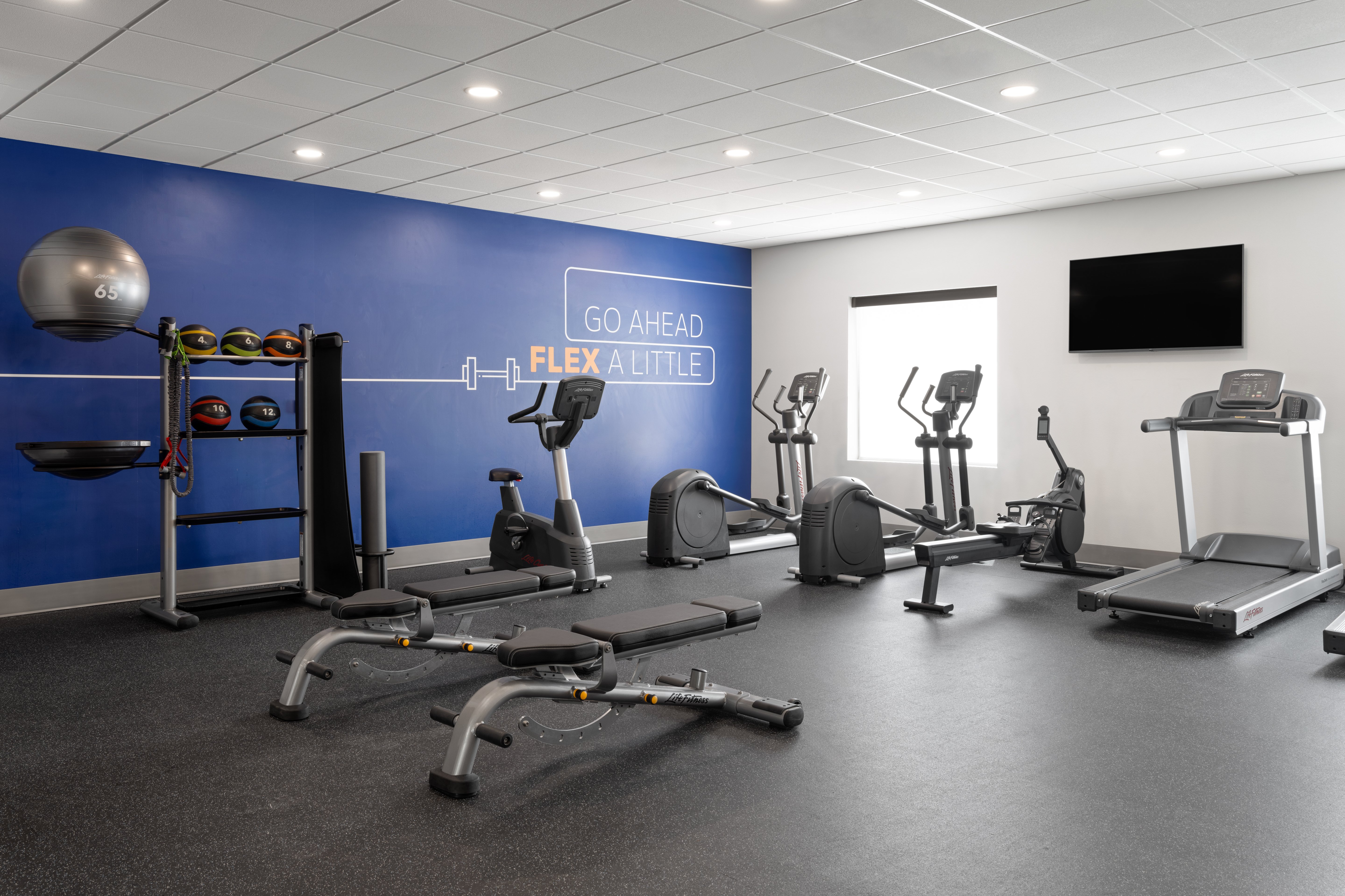 holiday inn express and suites meridian i 20 by ihg