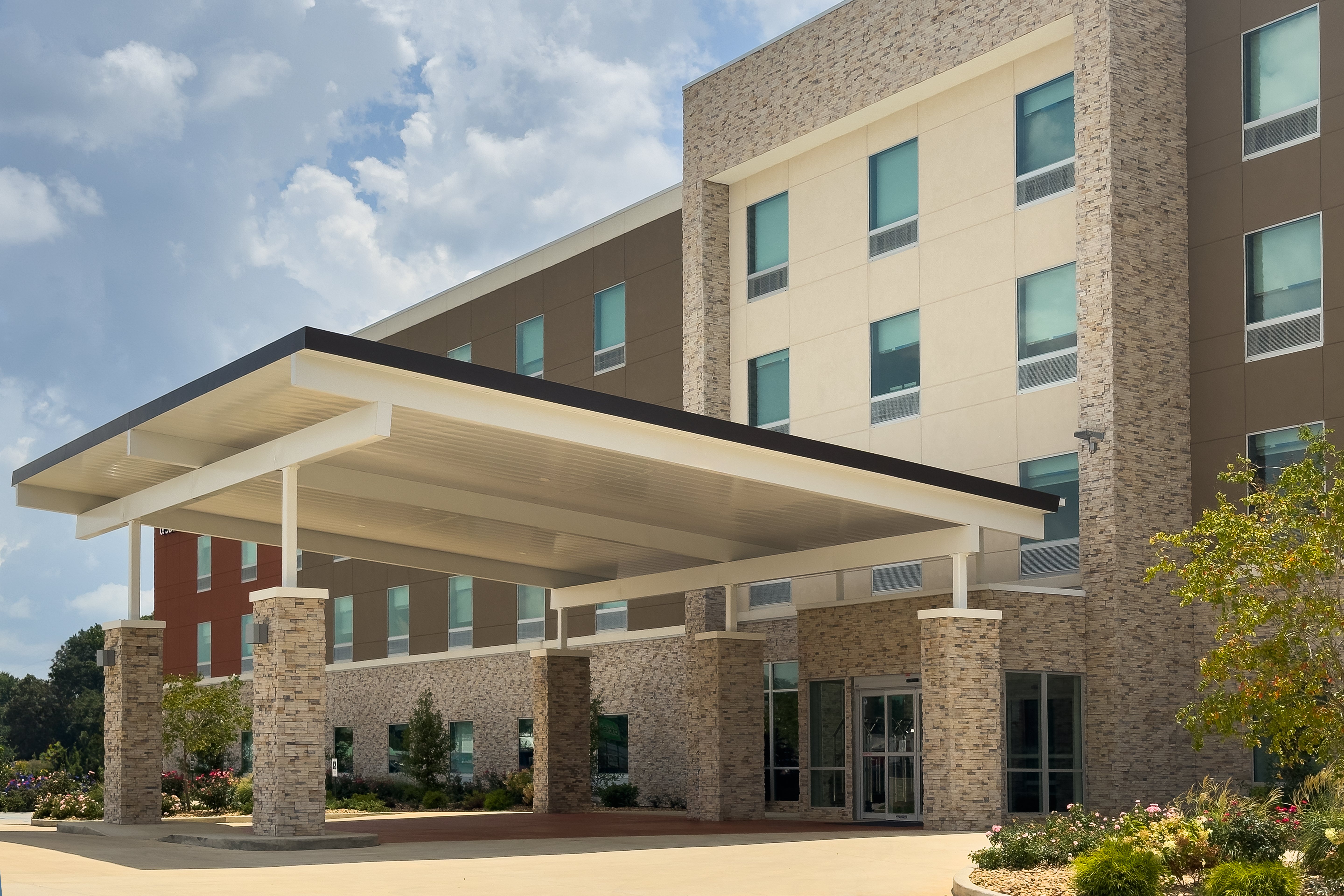 holiday inn express and suites meridian i 20 by ihg