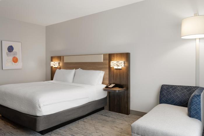 holiday inn express and suites meridian i 20 by ihg