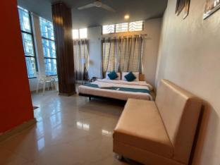 hotel aditya palace guwahati