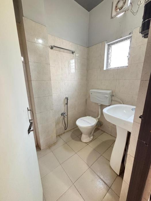 hotel aditya palace guwahati