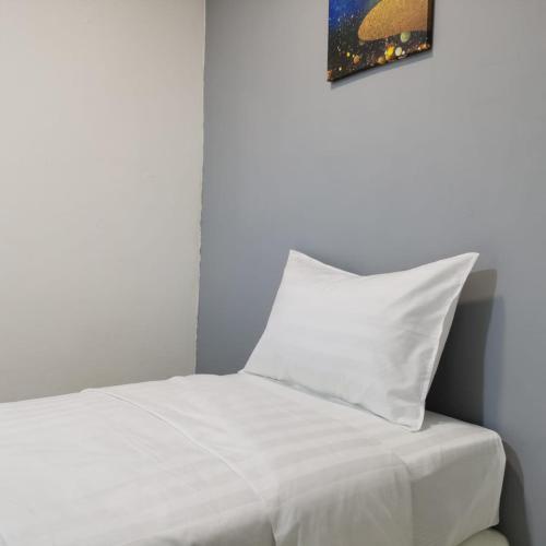 hotel seroja