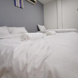 Hotel Seroja,,3 star