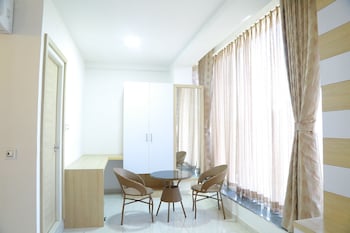 the balcony suites