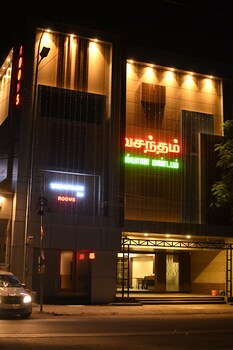 hotel vasantham inn