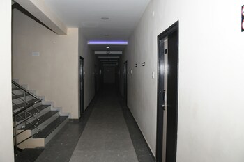 hotel vasantham inn
