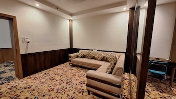 mango retreat hotel and resort