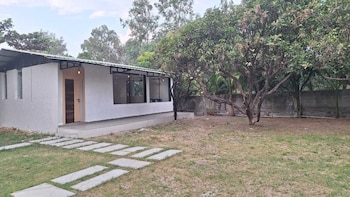 mango retreat hotel and resort