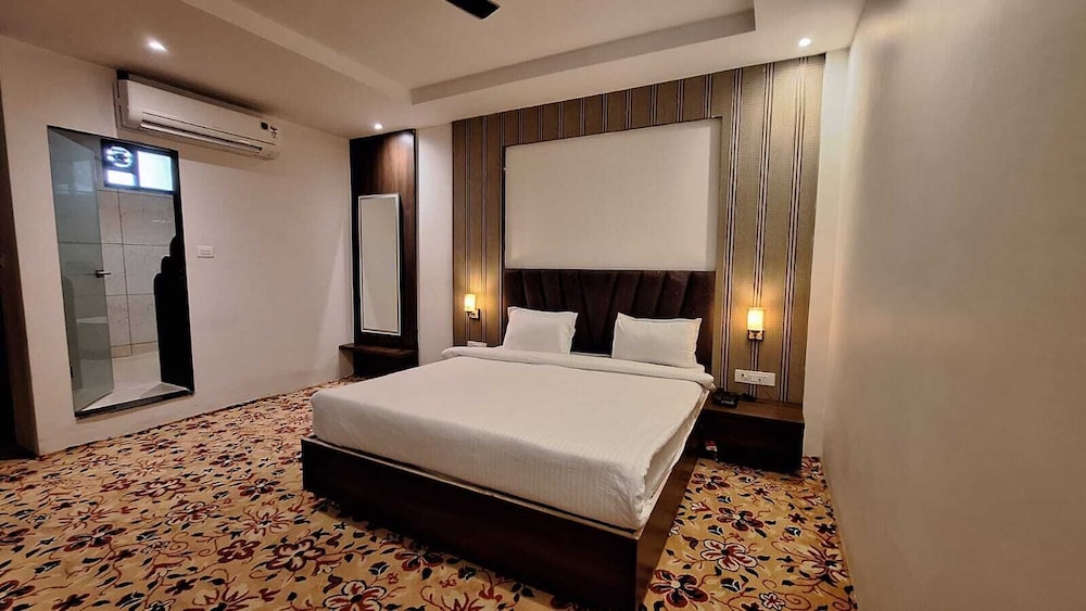 mango retreat hotel and resort