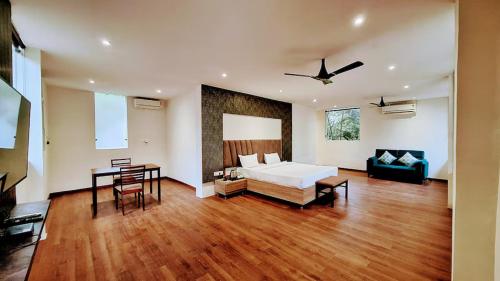 mango retreat hotel and resort