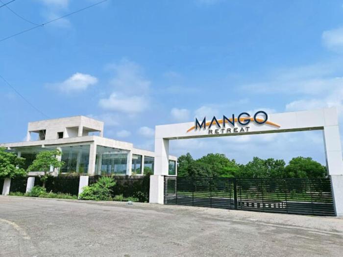 mango retreat hotel and resort