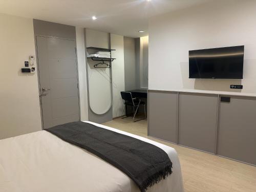 lune bangkok